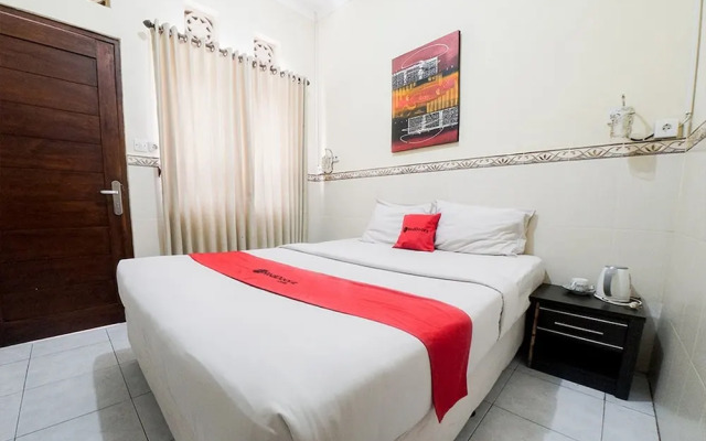RedDoorz @ Rabasta Kuta Residence