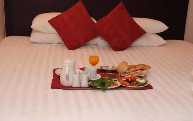 Al Sharq Hotel
