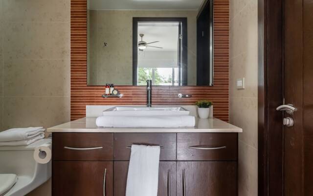 Z Casa Gardenia 2 Bedroom Condo by Redawning