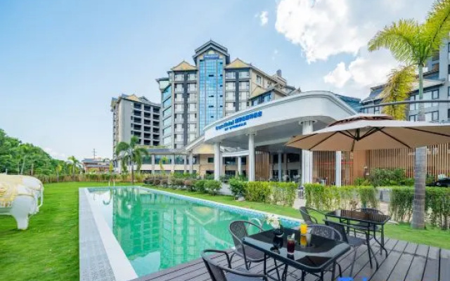 Days Hotel & Suites by Wyndham (Xishuangbanna Jinghong Sunac International Resort Store) – Outside – Xishuangbanna