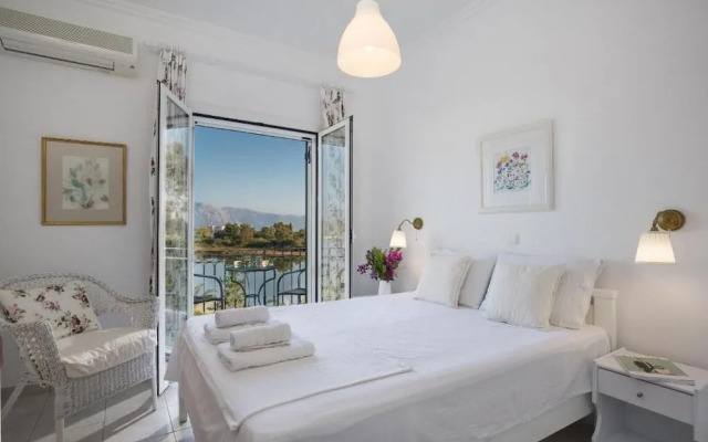 Kontokali Lake House