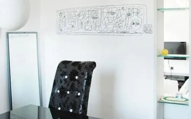 Boke Xinju Apartment Xinfeng Youyicheng