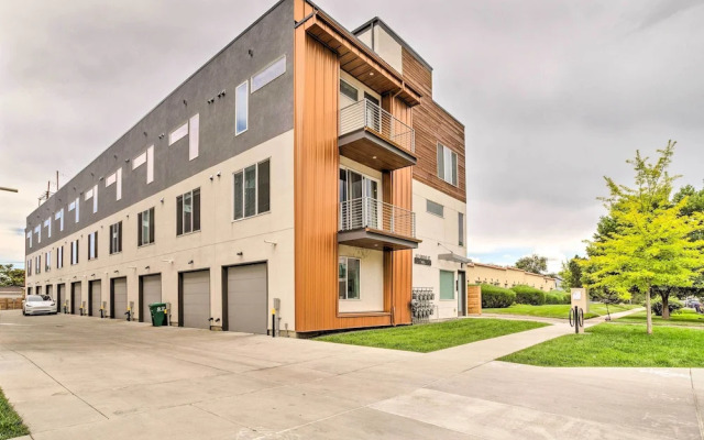 City Skyline Views: Upscale Denver Townhome