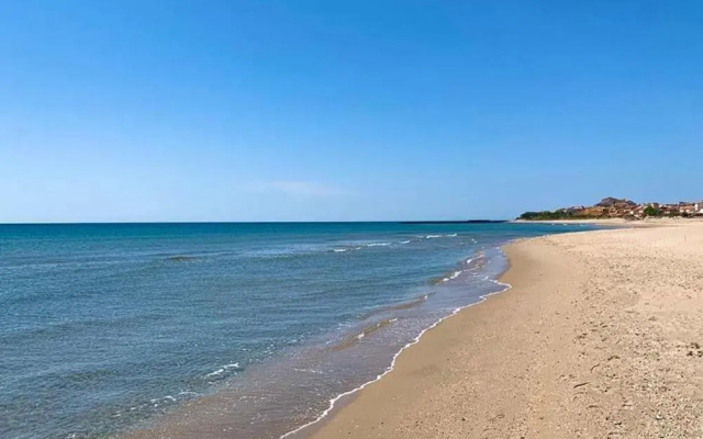 Peaceful Beachside Escape
