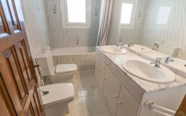 Sun-kissed Villa in L'escala With Swimming Pool