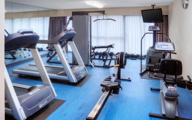 Holiday Inn Toronto Airport East by IHG
