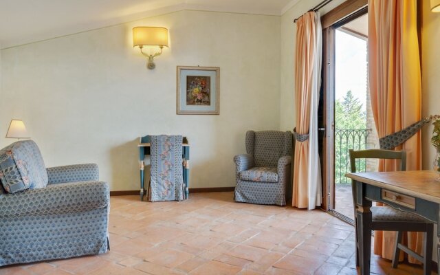 Appealing Holiday Home In Collazzone With Sauna & Pool