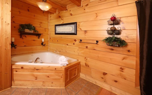 Amazing Grace - Two Bedroom Cabin