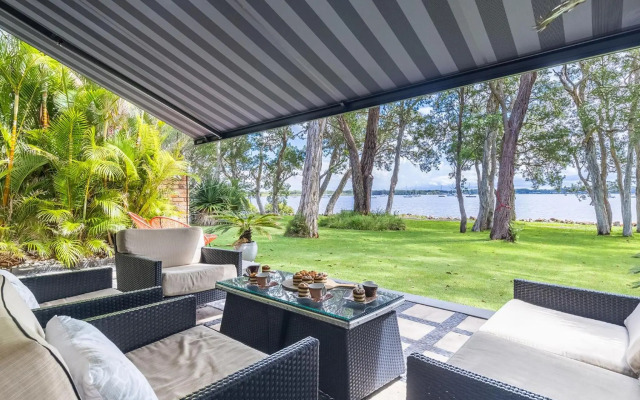 'Ambience on the Waterfront', 14 Danalene Pd - Prestige waterfront property