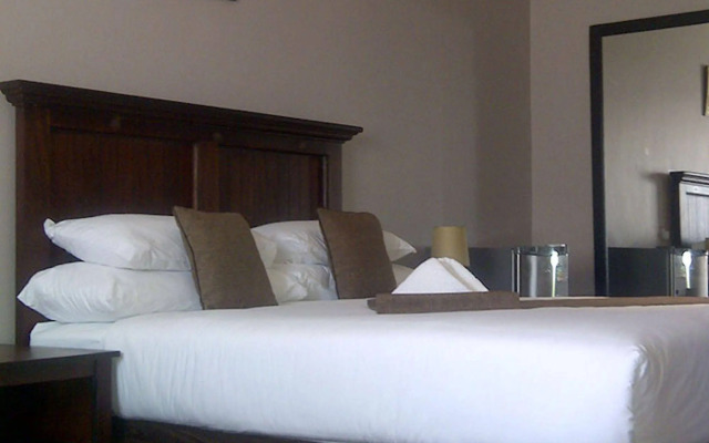 Senthaga Guest House and Safaris