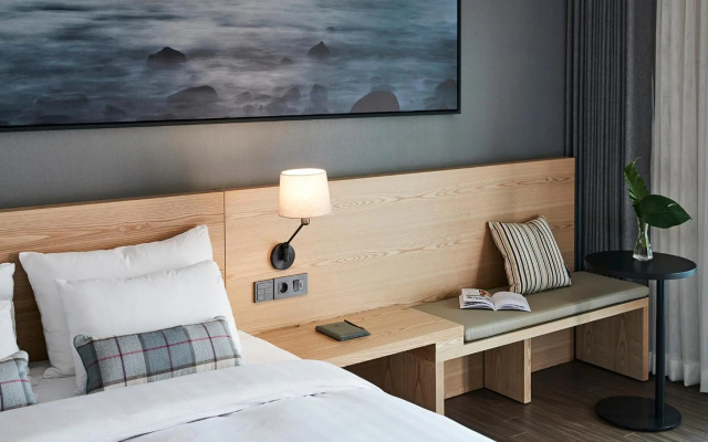 The Suites Hotel Jeju