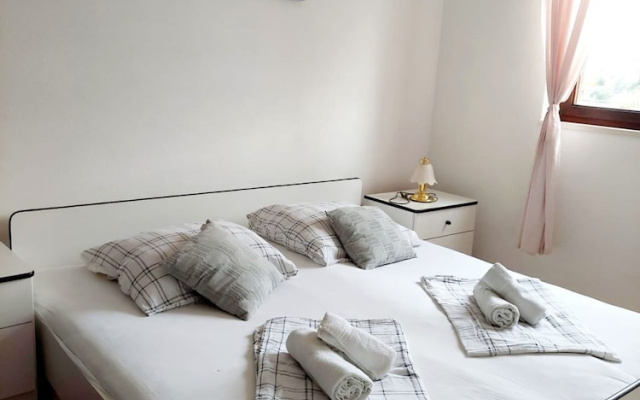Apartments Pavao