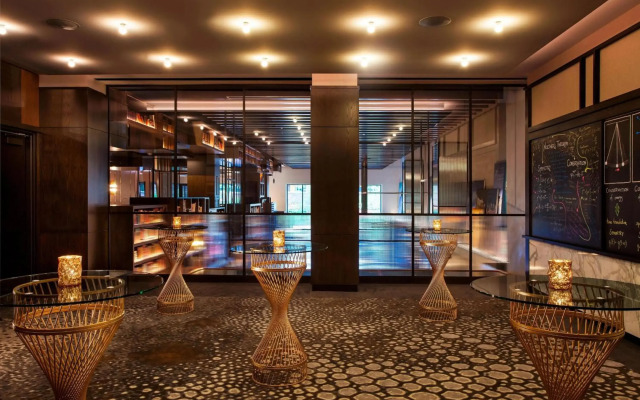 Hotel EMC2, Autograph Collection