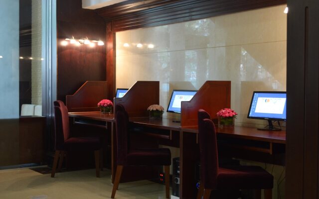 Moonlight Hotel Hue