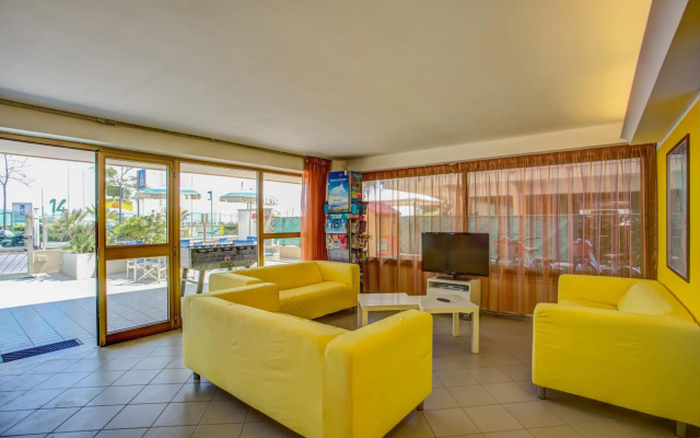 Hotel Tritone