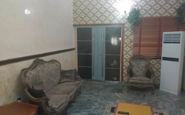 Maidugu Guest Palace Hotel