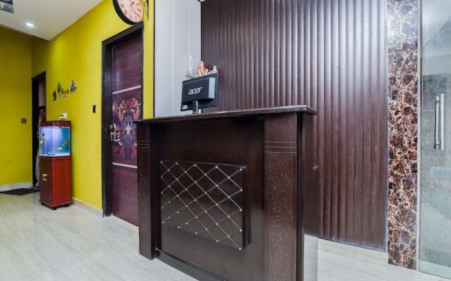 OYO 22691 Royale Park Inn