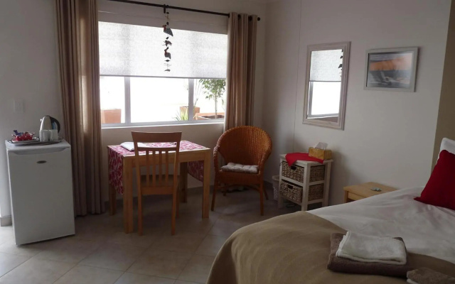 Meikes Guesthouse