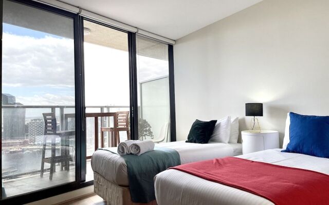 Readyset Apartments Stadium South