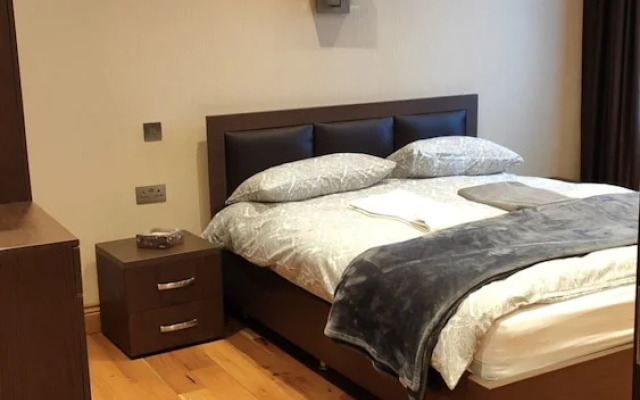 OYO The Kilburn Arms