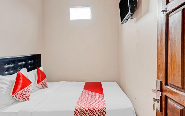 Dhoho Family Guest House by Oyo Rooms