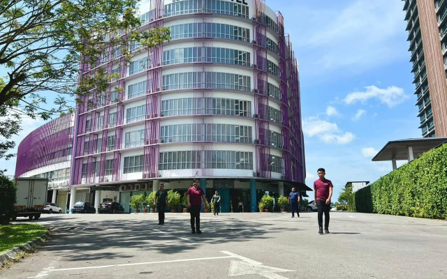 Win Hotel