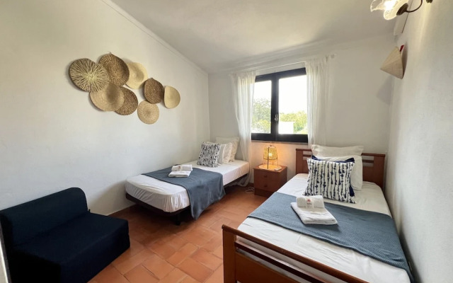 Tavira Traditional Villa by Homing