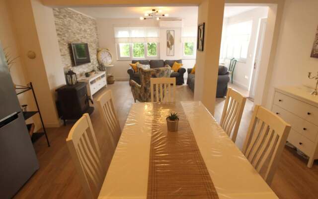 Villa in Pridraga With Pool and Five Person