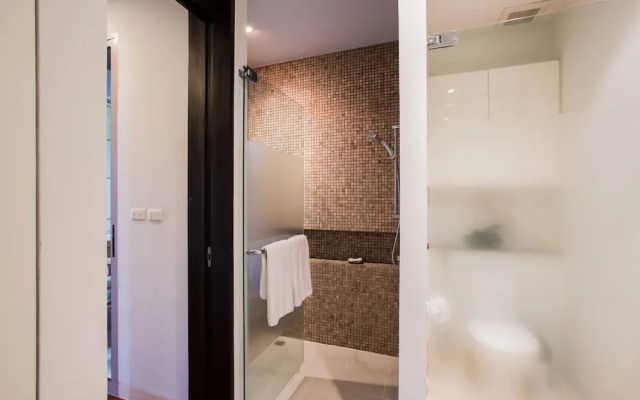 Kata gardens 2 bedroom near Kata beach 3B