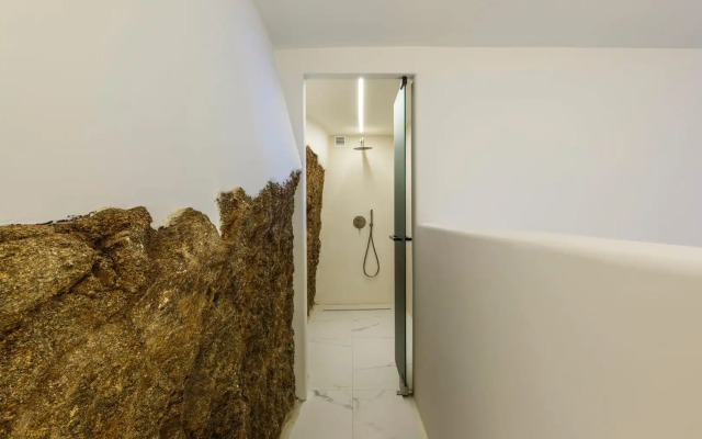 Tagoo Hills Luxury Suites