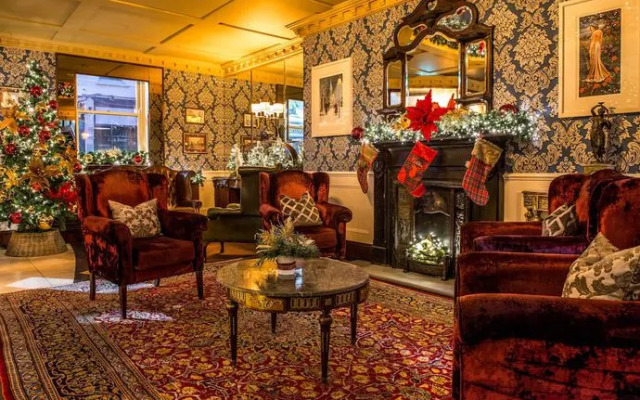 Churchill Residence Suites