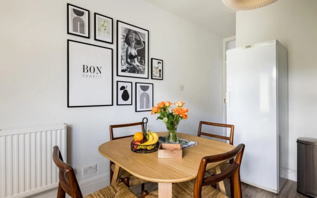 The Hendon Escape - Elegant 3bdr Flat