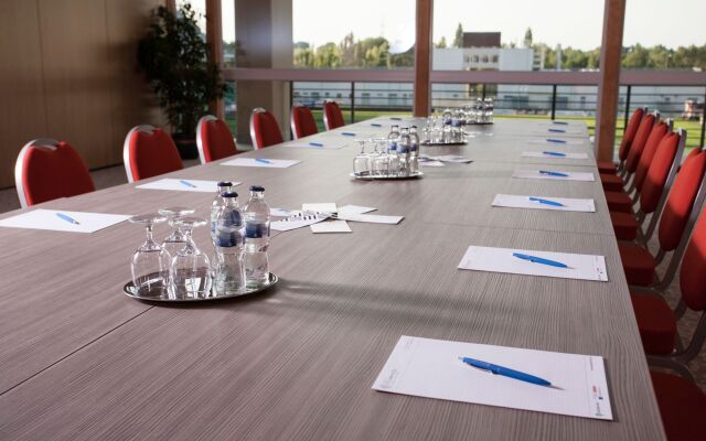 ETO Park Hotel Business & Stadium