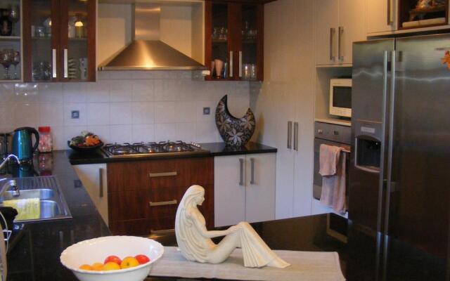 Howick Luxury Large Home