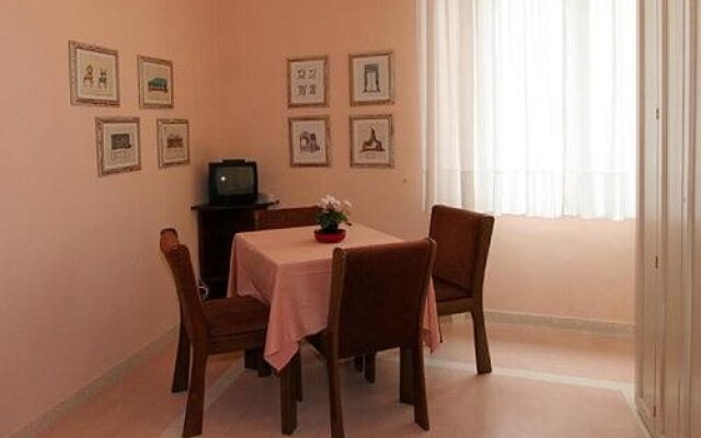Hotel Alpino