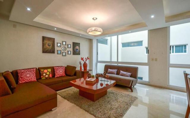 Coyoacan Florida Luxury apartment 4BR-4BA 2Parking