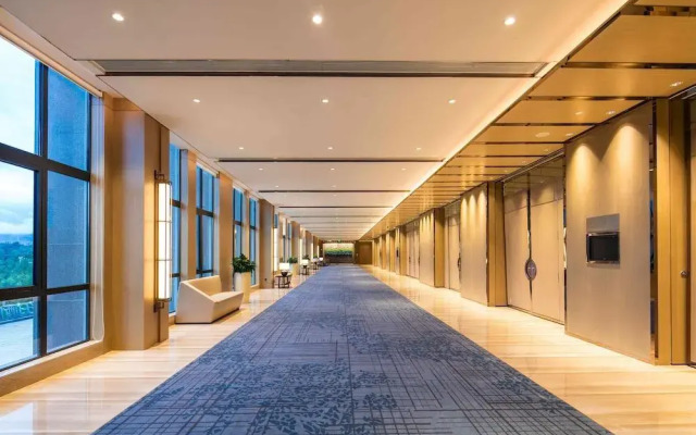 Holiday Inn Chongqing University Town