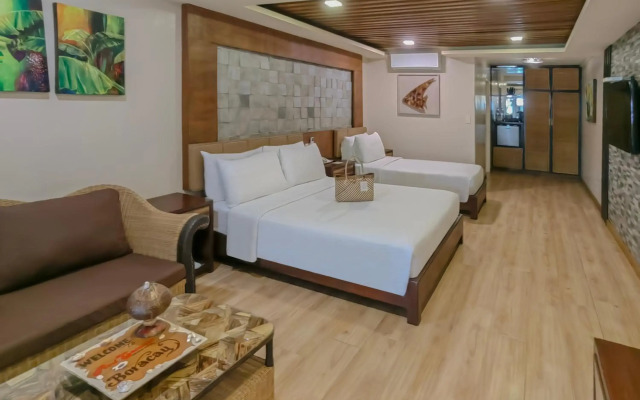 Red Coconut Beach Hotel