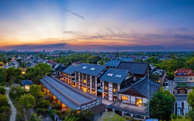 Yangzhou Tangcheng Shuiyun Resort Hotel