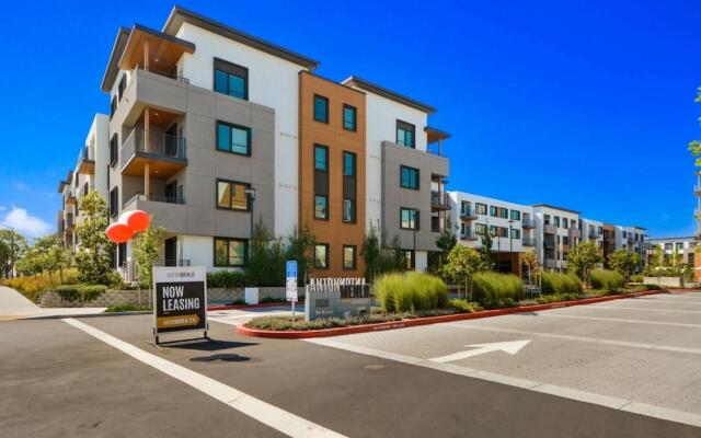 Bluebird Suites near Facebook HQ