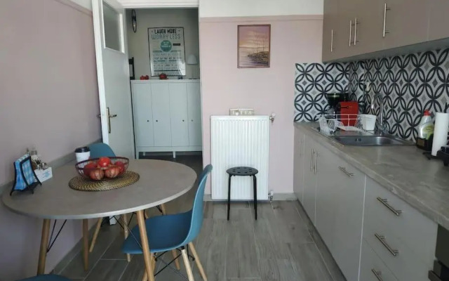 Athens View Apartment Near Metro Station Agia Marina