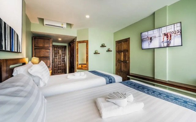 CC Bloom's Hotel