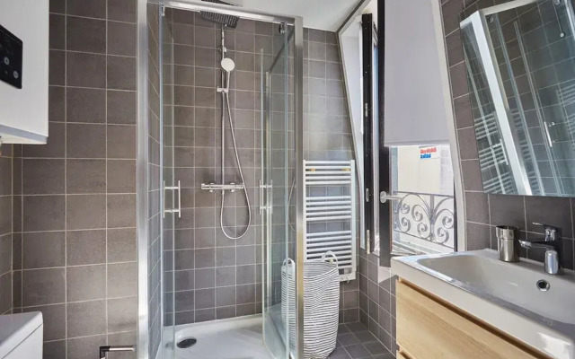 New Apartment Boulogne Facing "les Passages"