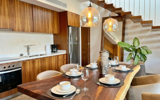 Mistiq Luxury Condo
