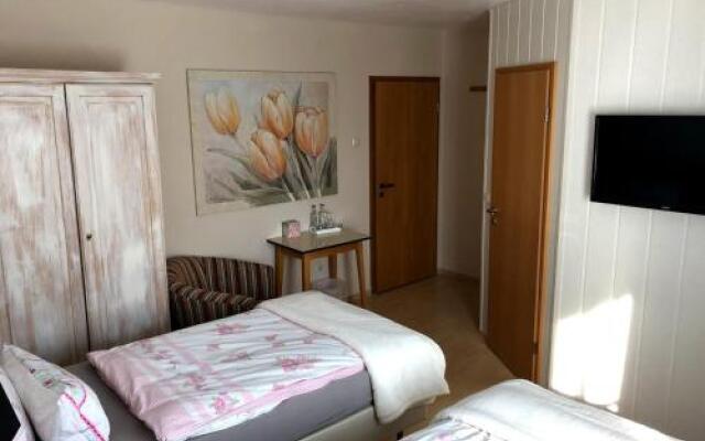 Hotel garni Zum Adenauer Forst