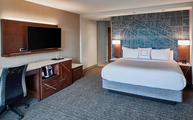Courtyard by Marriott Minneapolis West