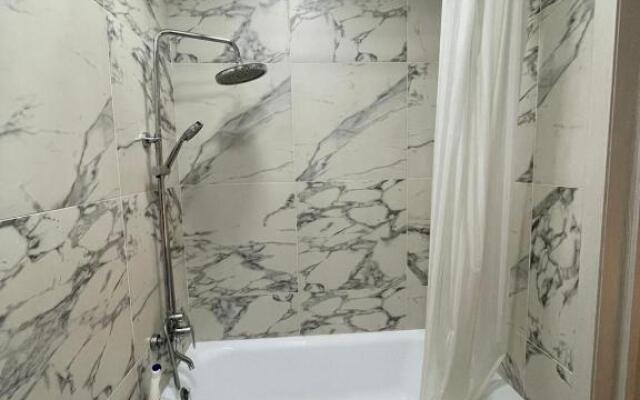 Baikonyr Apartments, 2 rooms in the heart of Almaty