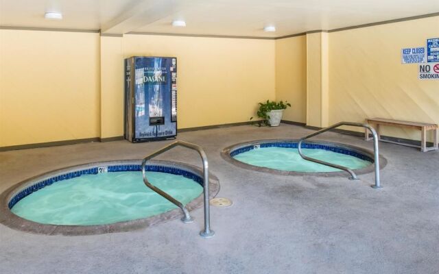 Ramada West Sacramento Hotel and Suites