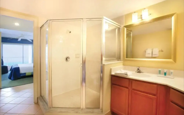 Royal Vista 1BD DLX
