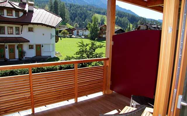 Garni - Hotel Am Burghuegel